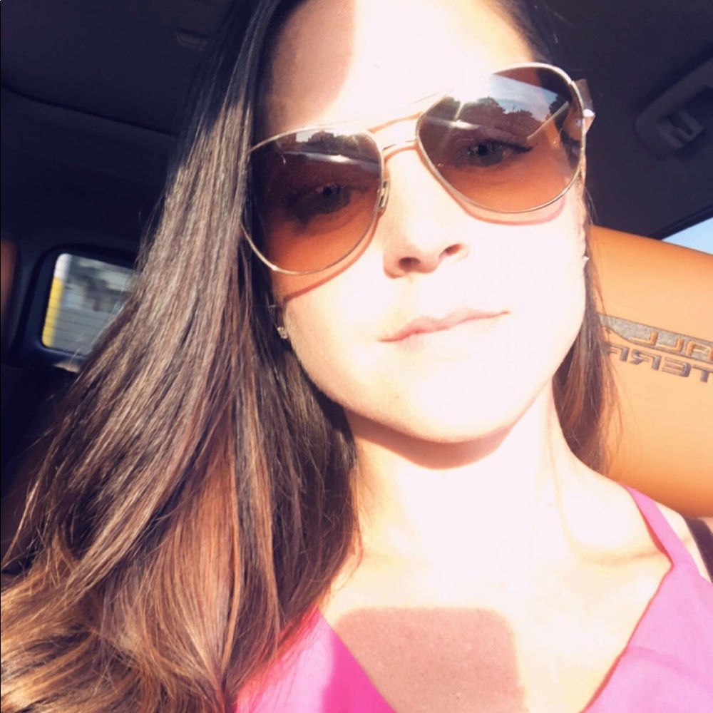 Meet your Posher, Rhonda